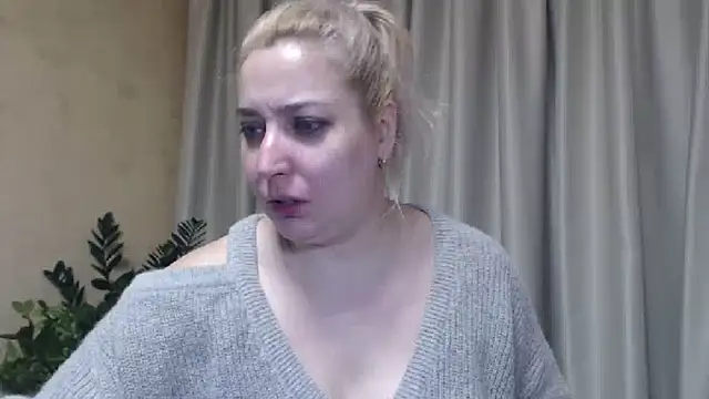 sweetpussy13 online show from January 17, 7:41 am