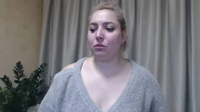 sweetpussy13 online show from January 28, 7:11 am