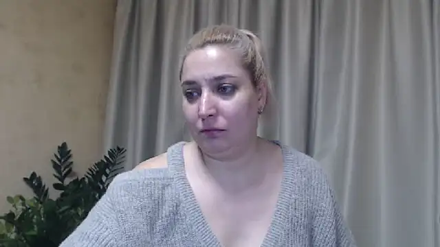 sweetpussy13 online show from January 31, 7:29 am