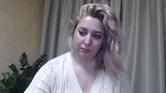 sweetpussy13 online show from February 1, 10:26 am