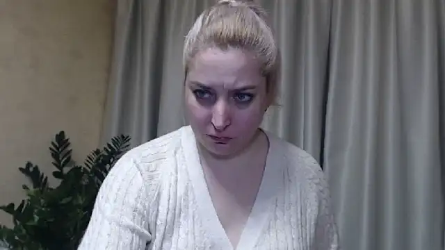 sweetpussy13 online show from February 12, 10:03 am