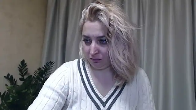 sweetpussy13 online show from February 14, 10:07 am