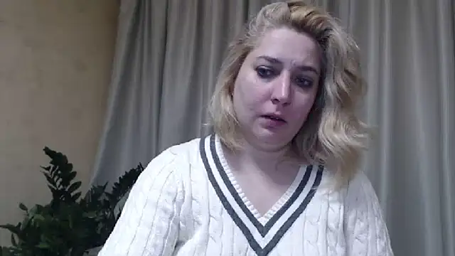 sweetpussy13 online show from March 16, 6:42 am