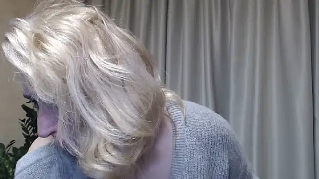 sweetpussy13 online show from March 18, 6:57 am