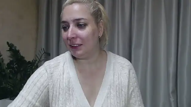 sweetpussy13 online show from October 8, 5:38 am