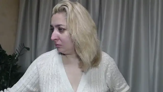 sweetpussy13 online show from October 10, 6:01 am