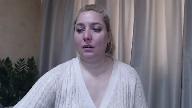 sweetpussy13 online show from April 4, 6:11 am