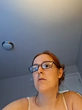 redremmi online show from February 16, 11:23 pm