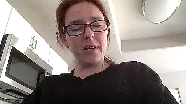 redremmi online show from February 28, 4:30 pm