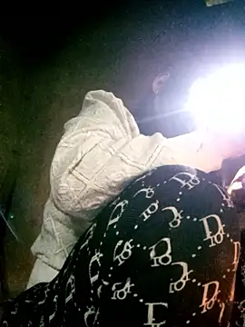 Happy sexyx online show from January 16, 9:46 am