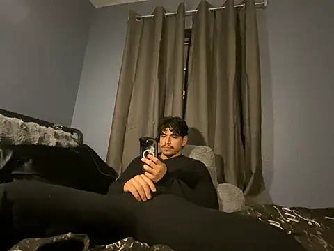 Snapshot of Playboy-Ever chatting on March 19, 3:21 am Playboy-Ever online show from March 19, 3:21 am