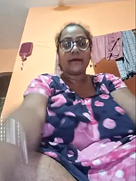 MISTI KOLK online show from July 17, 5:29 pm