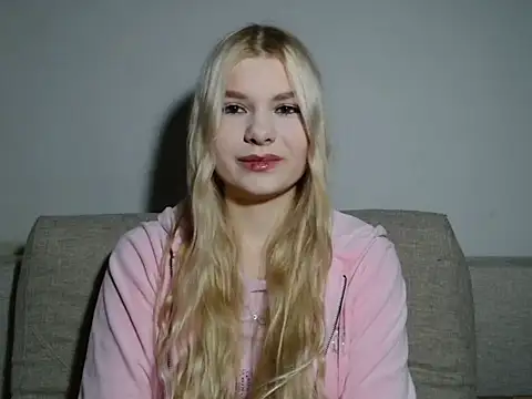 GeorginaLovely online show from January 15, 4:11 pm