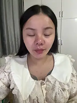 leo-kitty online show from April 10, 2:55 pm