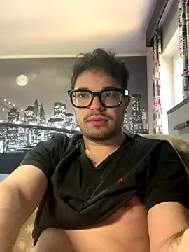 Snapshot of sognatore99 chatting on December 21, 10:33 am sognatore99 online show from December 21, 10:33 am