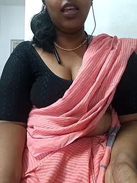 Snapshot of pattupattuma27 chatting on February 10, 7:56 am pattupattuma27 online show from February 10, 7:56 am