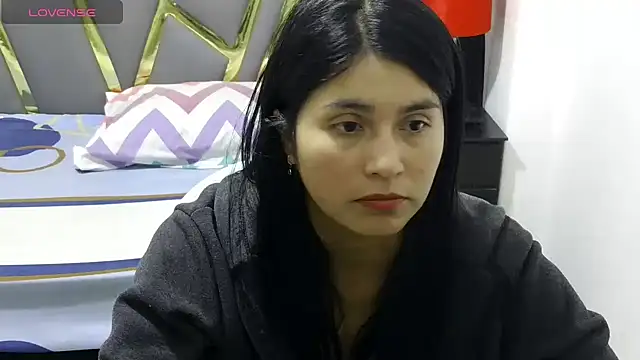 Snapshot of kangomez19 chatting on February 27, 5:18 am kangomez19 online show from February 27, 5:18 am