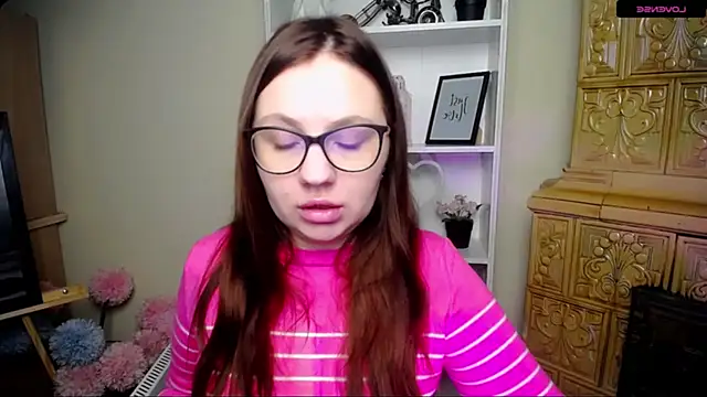 LiliaErmi online show from December 15, 6:06 am