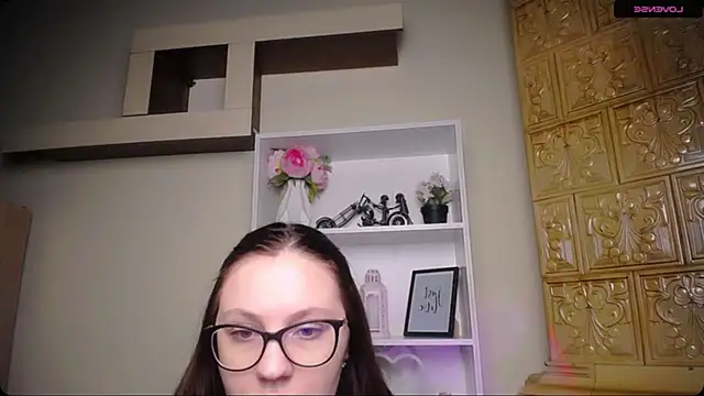 LiliaErmi online show from December 16, 5:45 am