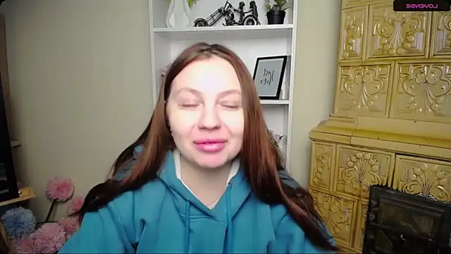 LiliaErmi online show from February 3, 8:30 am