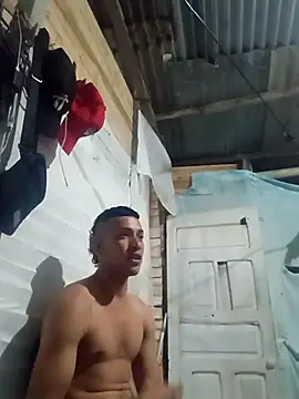 Snapshot of twobigscock23 chatting on March 10, 11:10 pm twobigscock23 online show from March 10, 11:10 pm