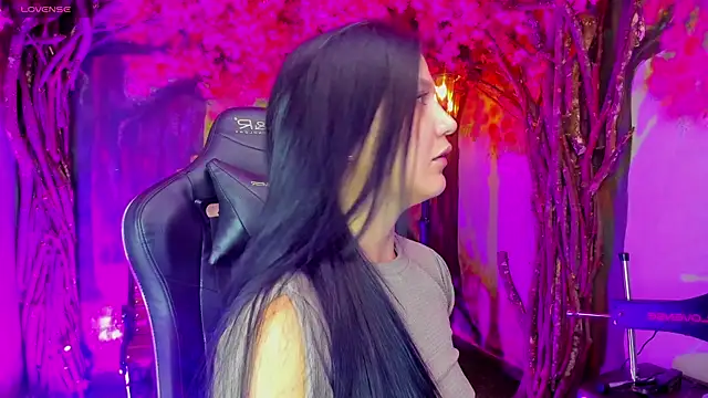 marahanson  online show from January 9, 7:26 pm