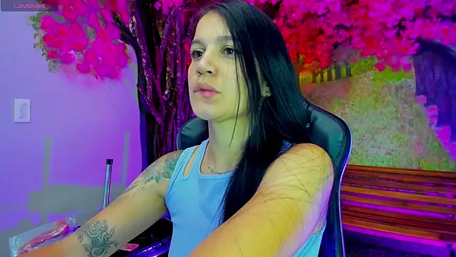 marahanson  online show from January 12, 2:00 pm