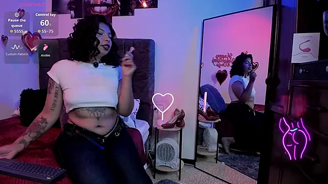 maggiass online show from February 9, 2:43 pm