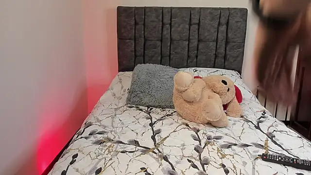 Annalia69 online show from January 6, 8:29 am