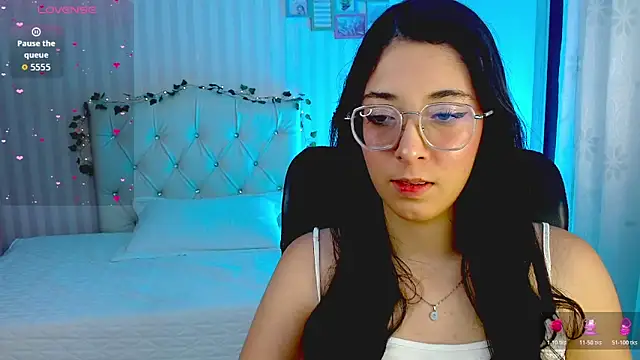 emmalove doll online show from March 4, 12:16 am