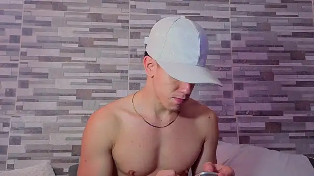 maxxcooper1 online show from March 23, 6:56 pm