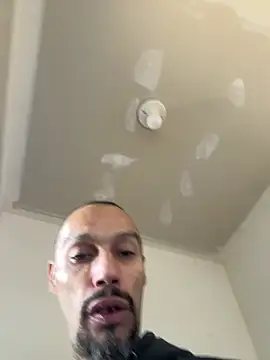 faces818 online show from March 20, 7:08 pm