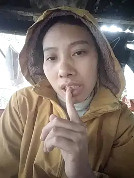 Snapshot of baby8822 chatting on January 15, 1:10 am baby8822 online show from January 15, 1:10 am