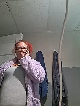 Goddessalizeee online show from December 18, 6:36 pm