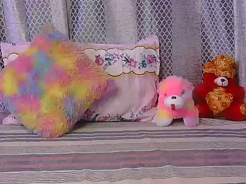 hey-pinky online show from April 18, 3:43 am