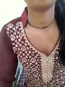 Snapshot of sexy_shital chatting on February 8, 2:48 am sexy shital online show from February 8, 2:48 am