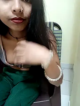 Snapshot of sexy_shital chatting on February 16, 3:24 am sexy shital online show from February 16, 3:24 am