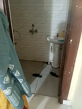 Snapshot of sexy_shital chatting on February 23, 2:58 pm sexy shital online show from February 23, 2:58 pm