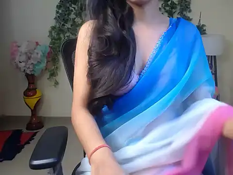 Shy nivi online show from May 7, 3:17 pm