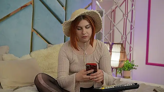 GingerPinky online show from June 15, 7:32 am