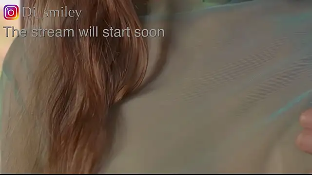Snapshot of di_smileyone chatting on June 1, 2:24 am di smileyone online show from June 1, 2:24 am