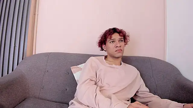 TAYSON SCOTT online show from February 26, 1:10 pm