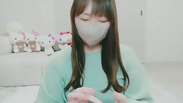 yuyuchan   online show from January 18, 6:44 pm