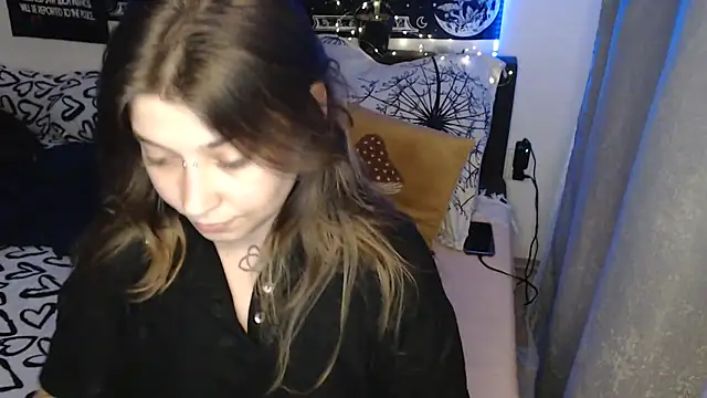 AlienforTwenty online show from March 30, 3:13 pm