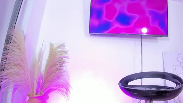 Camila saaenz online show from March 29, 6:13 am