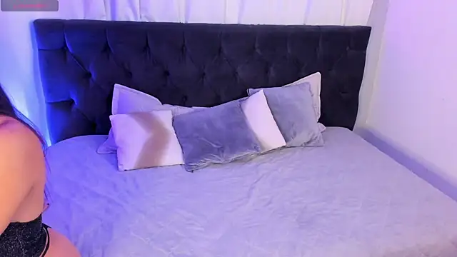 nova velvet online show from January 7, 11:56 am