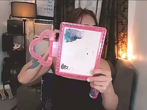 Snapshot of alexamihho chatting on February 4, 2:39 am alexamihho online show from February 4, 2:39 am