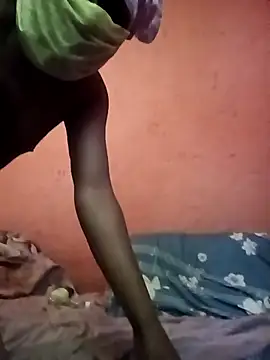 THErealHeat online show from February 18, 5:47 am