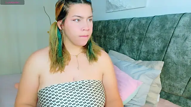 Snapshot of NanyMatrioska chatting on January 12, 6:57 pm NanyMatrioska online show from January 12, 6:57 pm