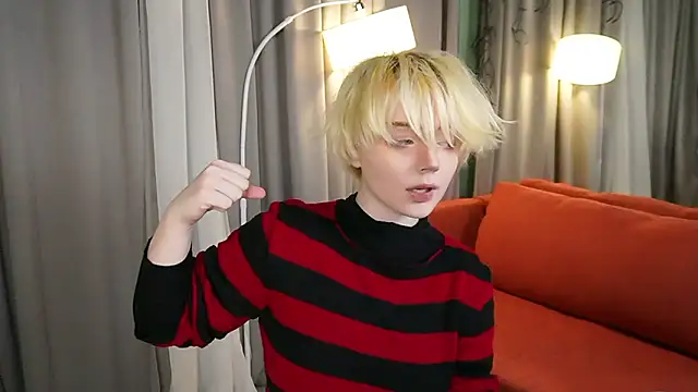 KellyKik online show from January 15, 1:48 pm